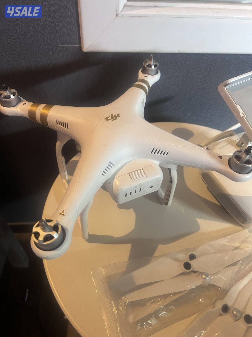 للبيع فانتوم 3 بروفيشنال dji0