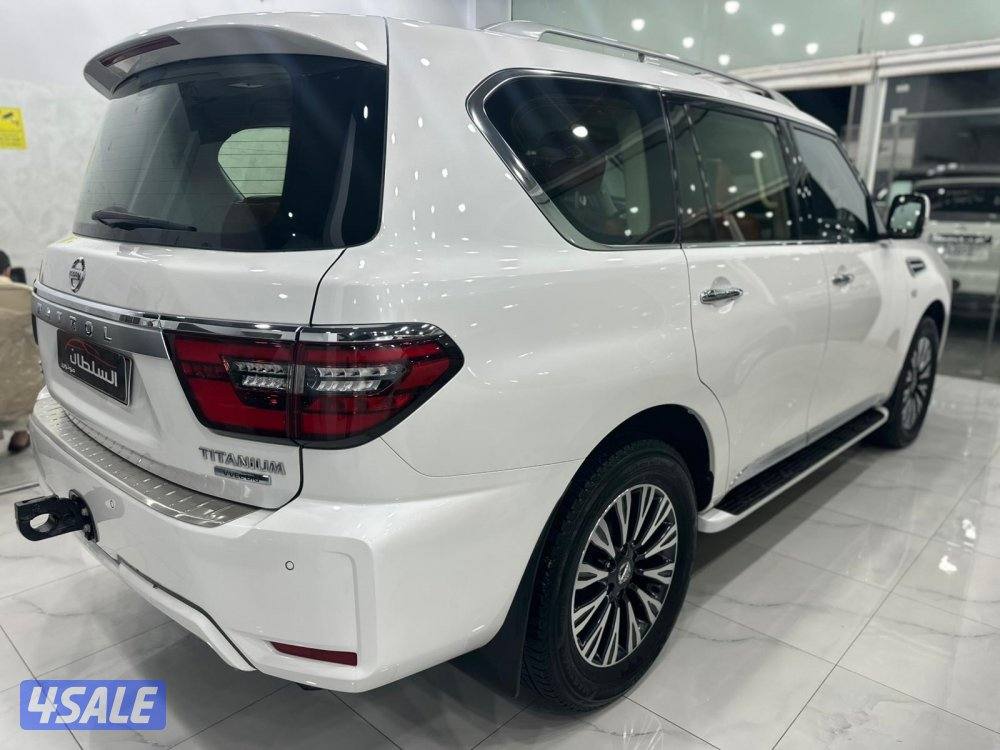 باترول تيتانيوم ٨ سلندر موديل ٢٠٢١ وارد البابطين ماشي ١١٩ ألف كم2