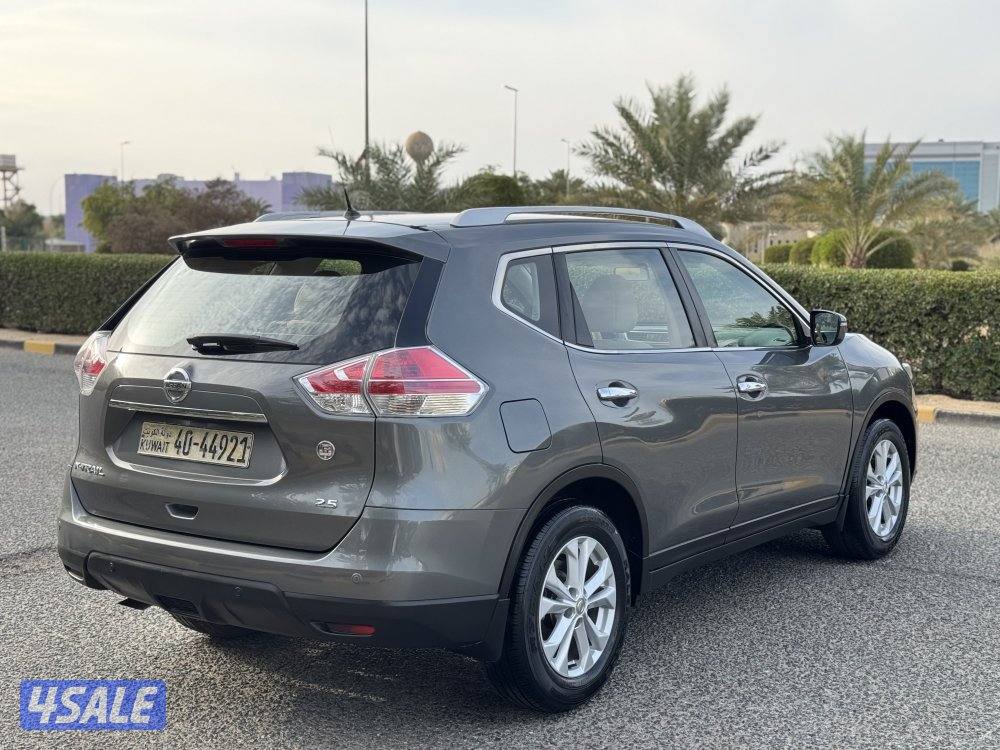 نيسان اكس تريل موديل 2016 بحاله ممتازه شرط الفحص3