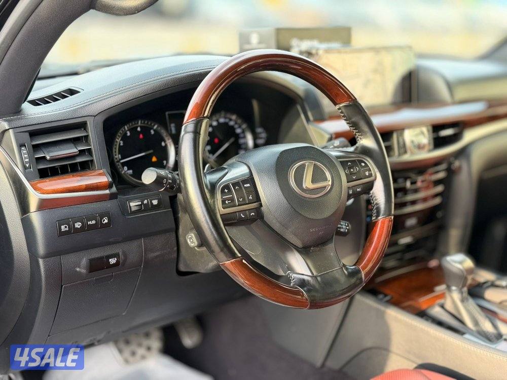 لكزس LX570 صبغ الوكاله 2018 اسود8