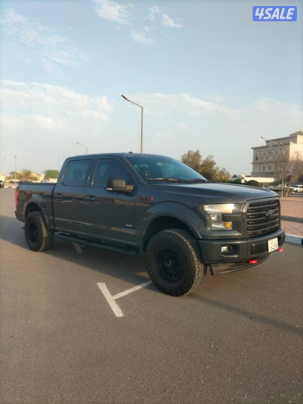 للبيع وانيت فورد شرط الفحص قير مكينه شاصي بدي أصباغ متفرغه ماشي 2004