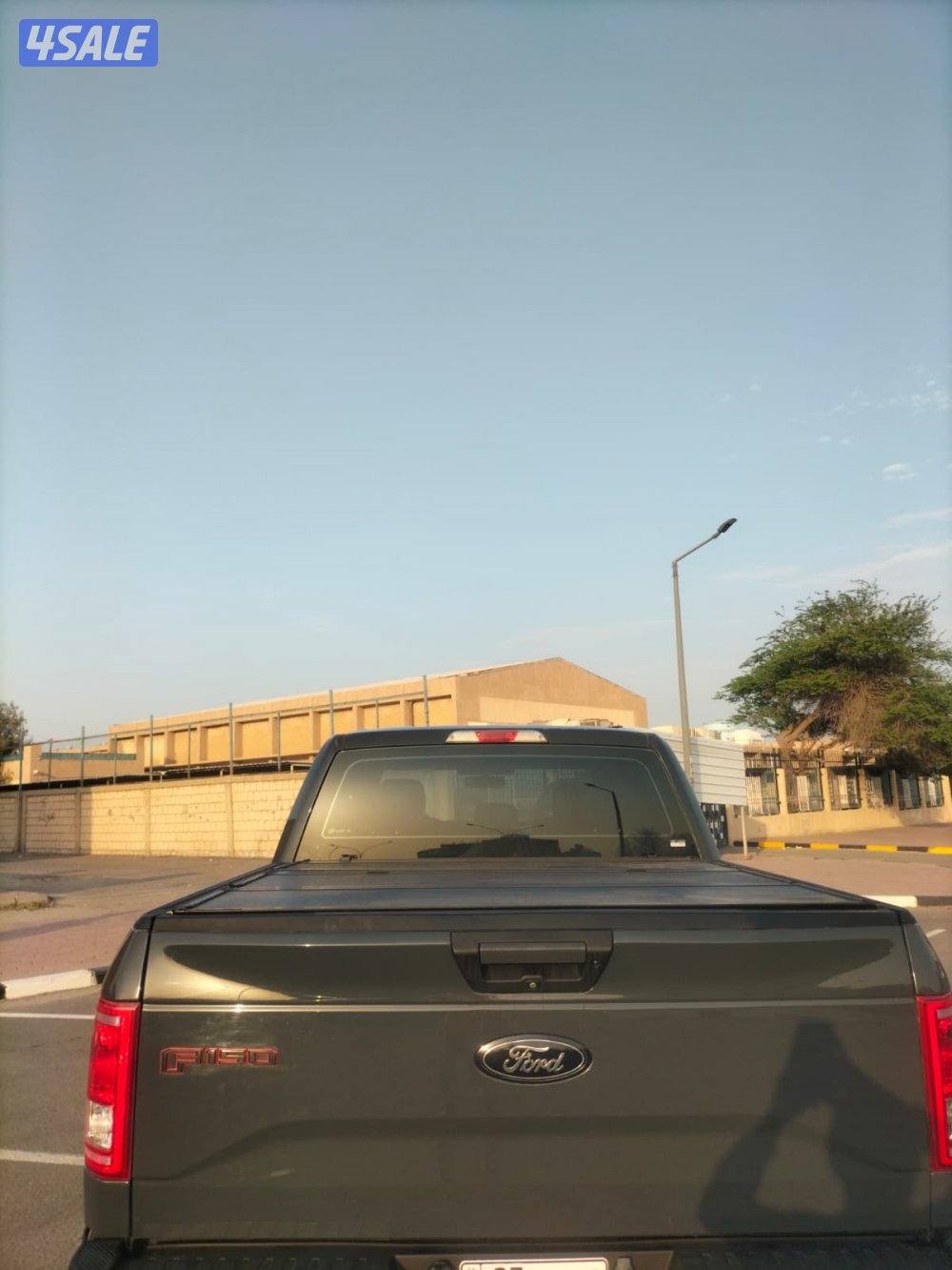 للبيع وانيت فورد شرط الفحص قير مكينه شاصي بدي أصباغ متفرغه ماشي 2006