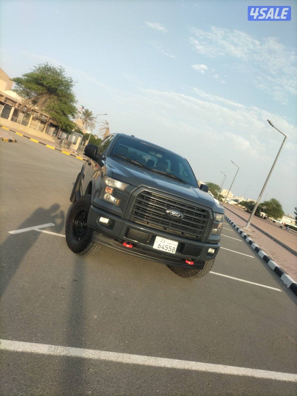 للبيع وانيت فورد شرط الفحص قير مكينه شاصي بدي أصباغ متفرغه ماشي 20010