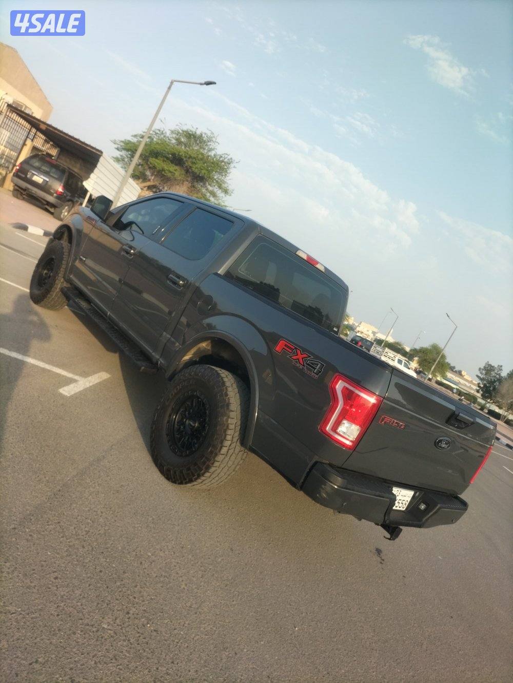 للبيع وانيت فورد شرط الفحص قير مكينه شاصي بدي أصباغ متفرغه ماشي 20012