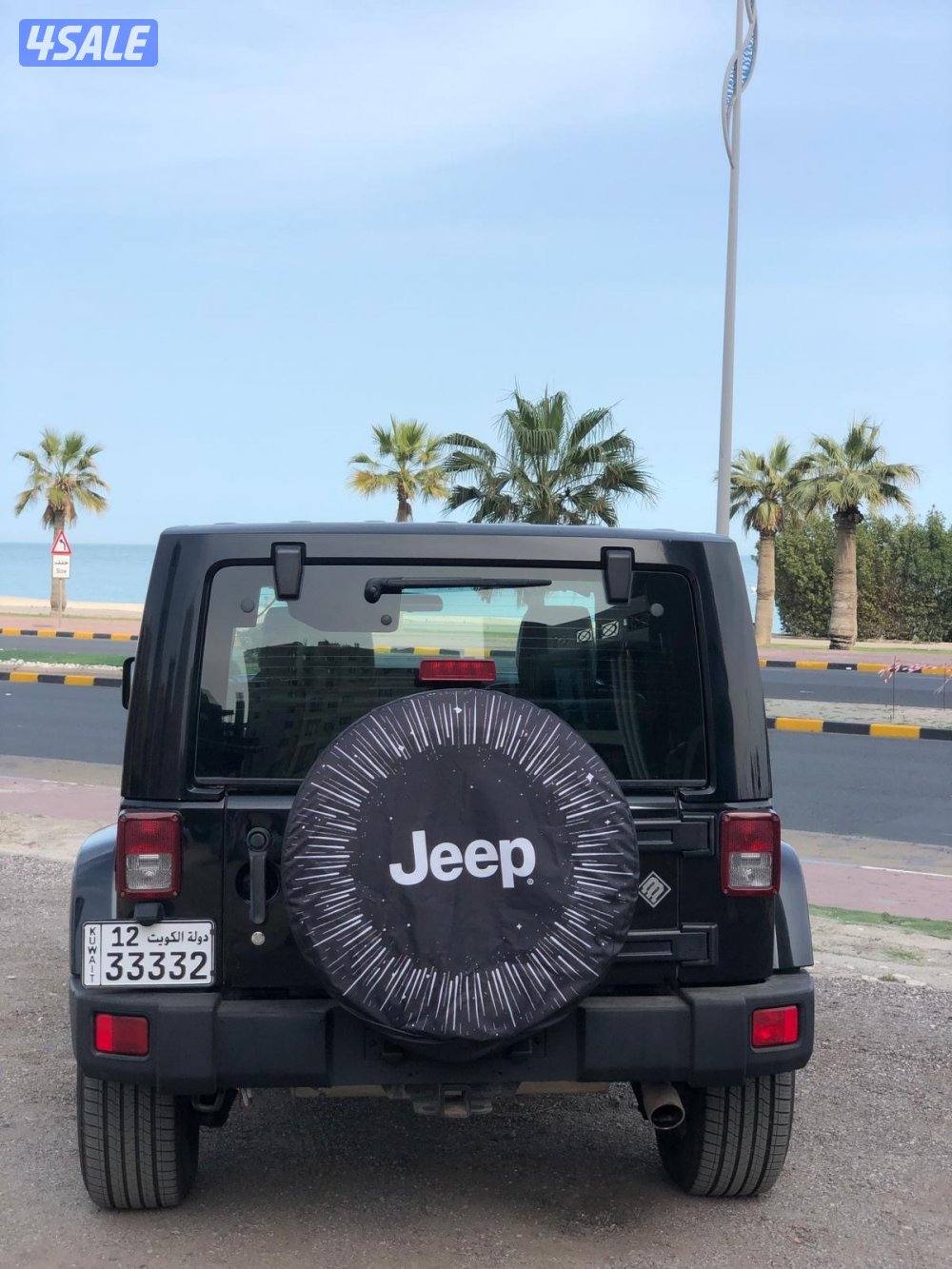 للبيع جيب رانجلر موديل 20122