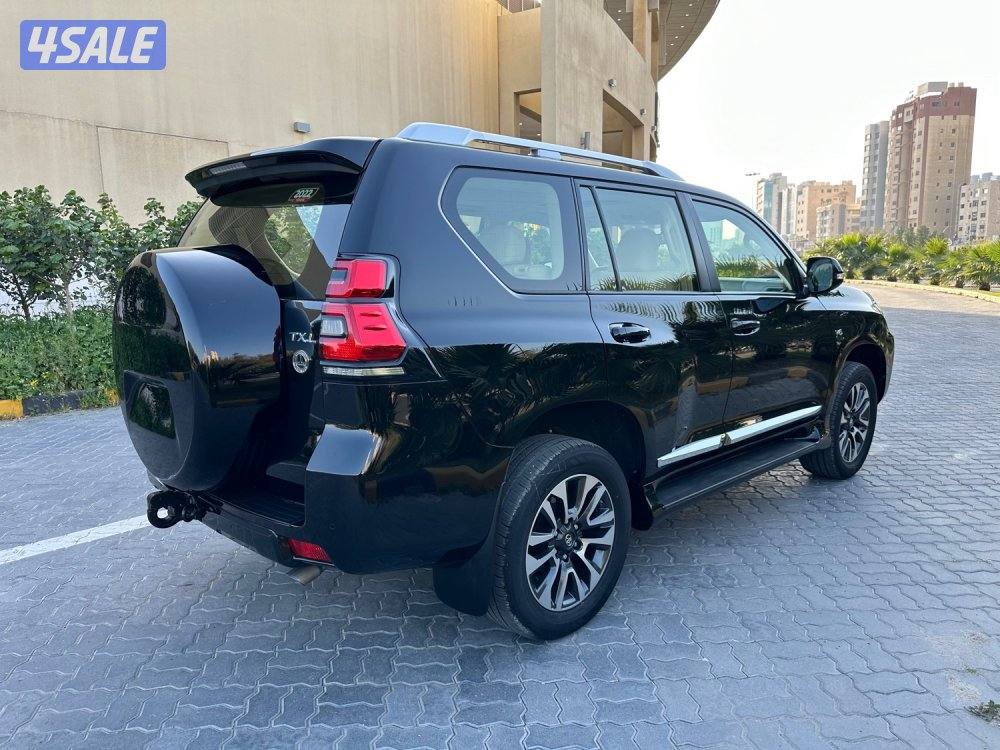 برادو صبغ الوكالة 2022 كامل المواصفات الفل4