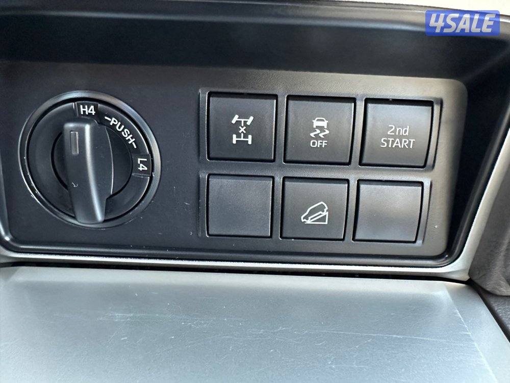 برادو صبغ الوكالة 2022 كامل المواصفات الفل13