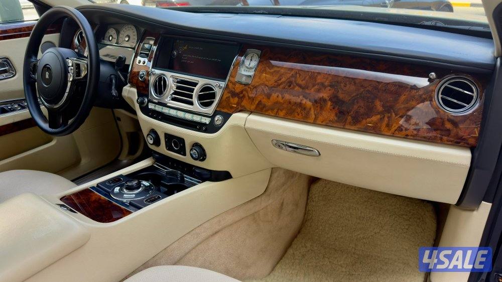 رولزرويس جوست/ موديل 2010/ كامل المواصفات11