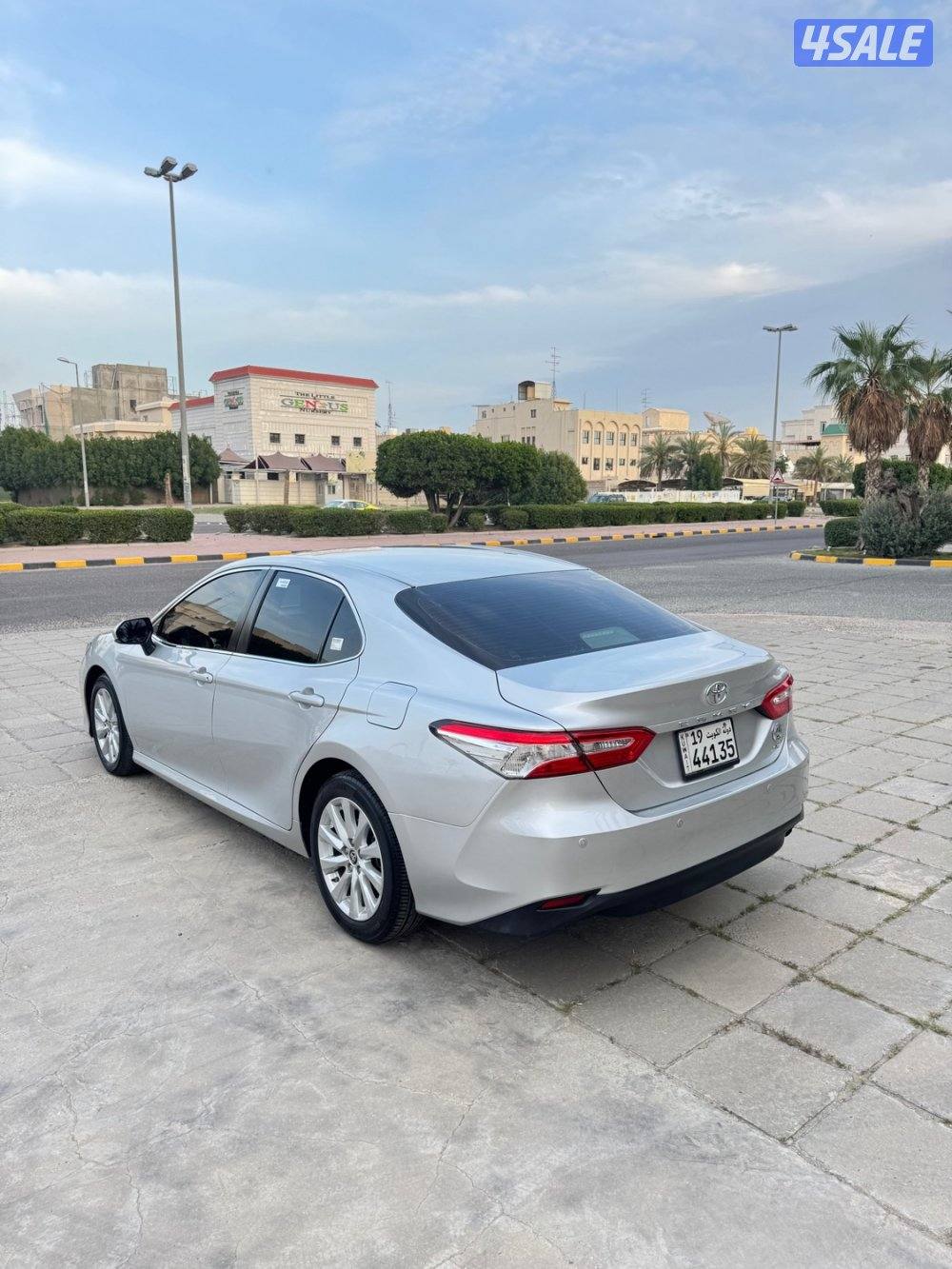 كامري مديل 2020 ماشي 140 الف سيرفس وكالة6