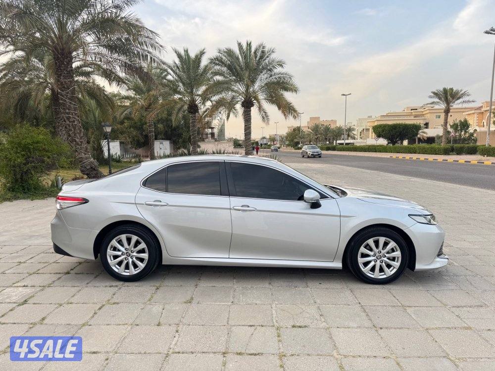 كامري مديل 2020 ماشي 140 الف سيرفس وكالة8