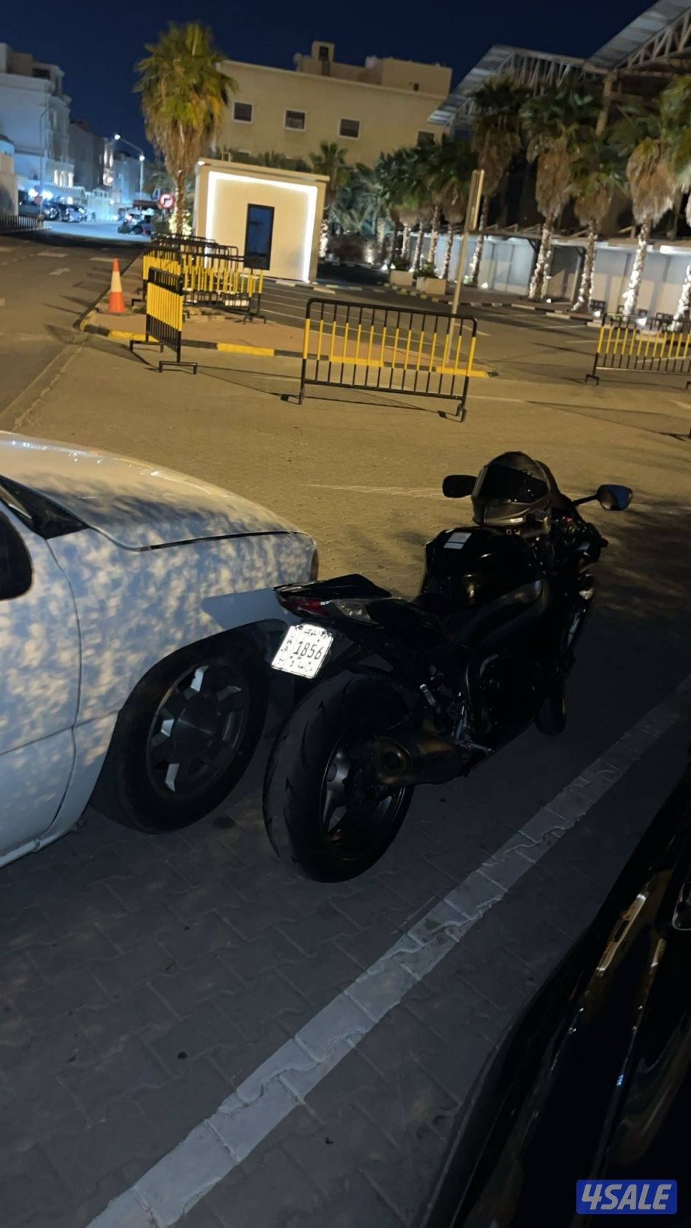 للبيع فقط شرط الفحص والنظاافه سراد 2011 سبشل معاون ذهبي مخززن0