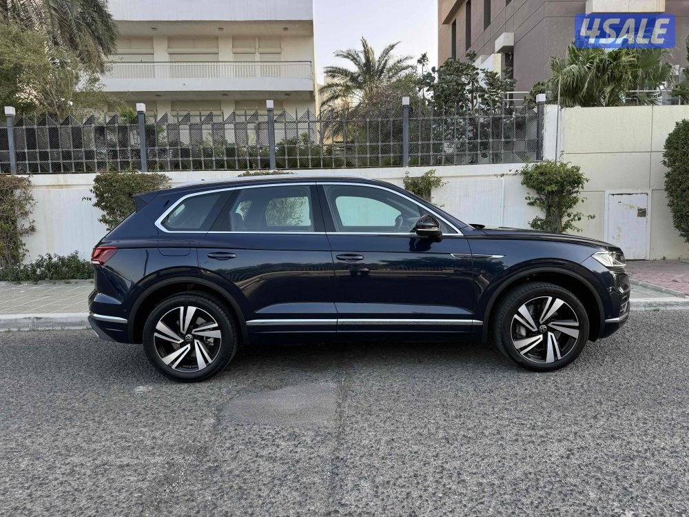 فولكس  طوارق 2023 عداد 29 الدرجة الأولى صبغ وكالة بهبهاني تحت الكفالة6