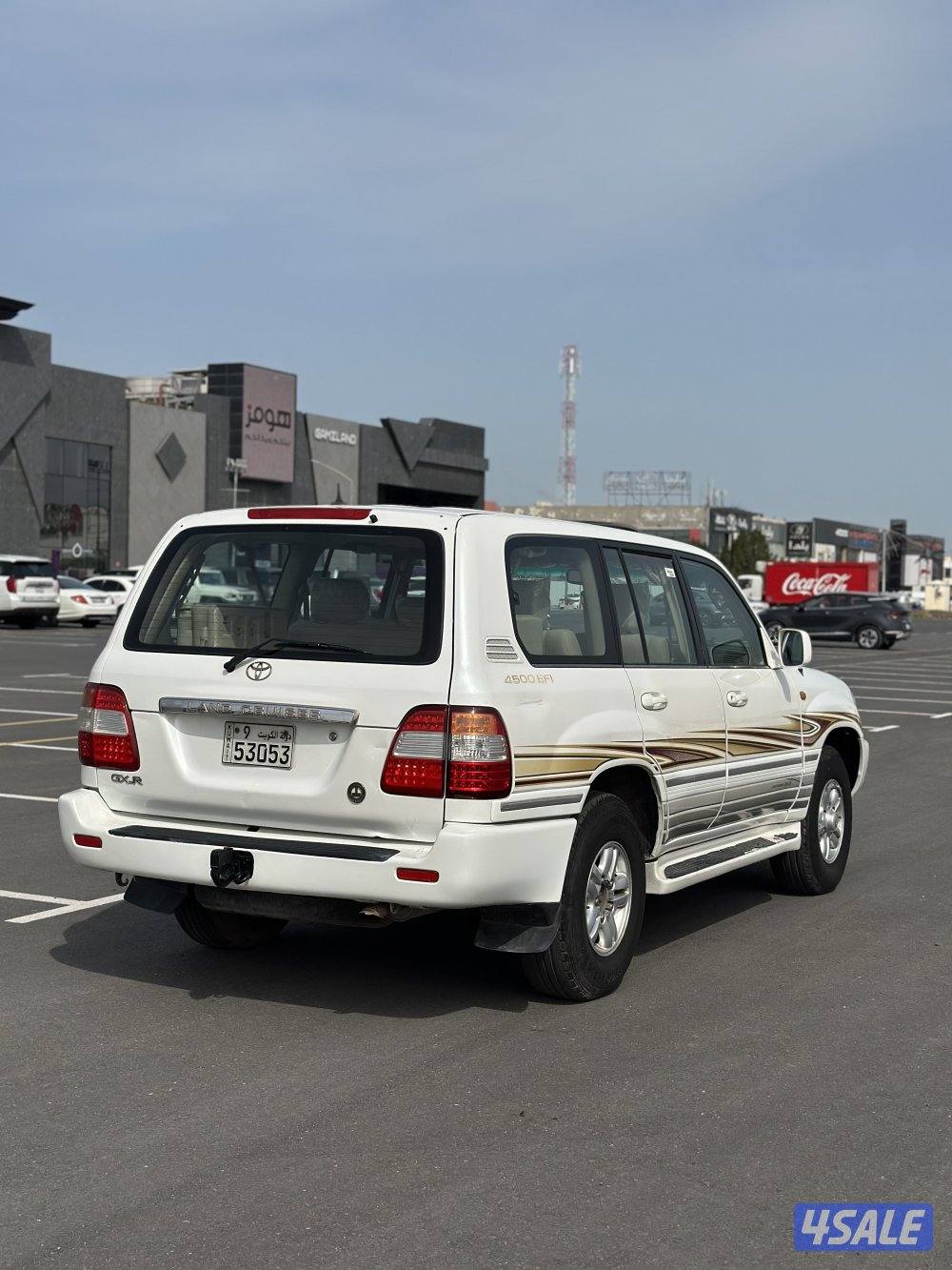 للبيع لاند كروزر قير عادي وارد الساير 2006 شرط الفحص0