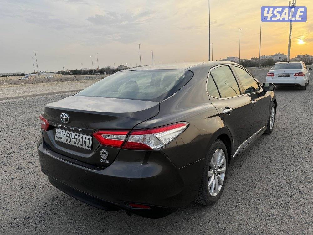 كامري 2018 عداد 125 فقط1