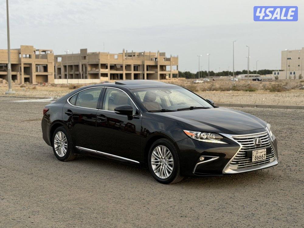 لكزس 2018 بحالة المصنع كالجديد12