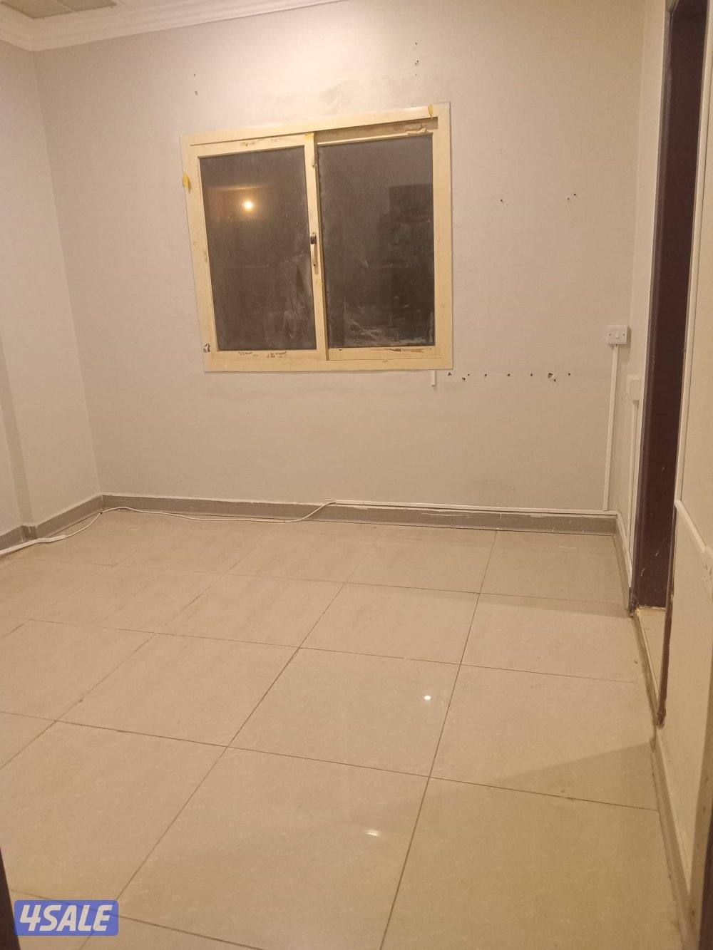 شقه إيجار ف السالميه غرفتين وصاله1