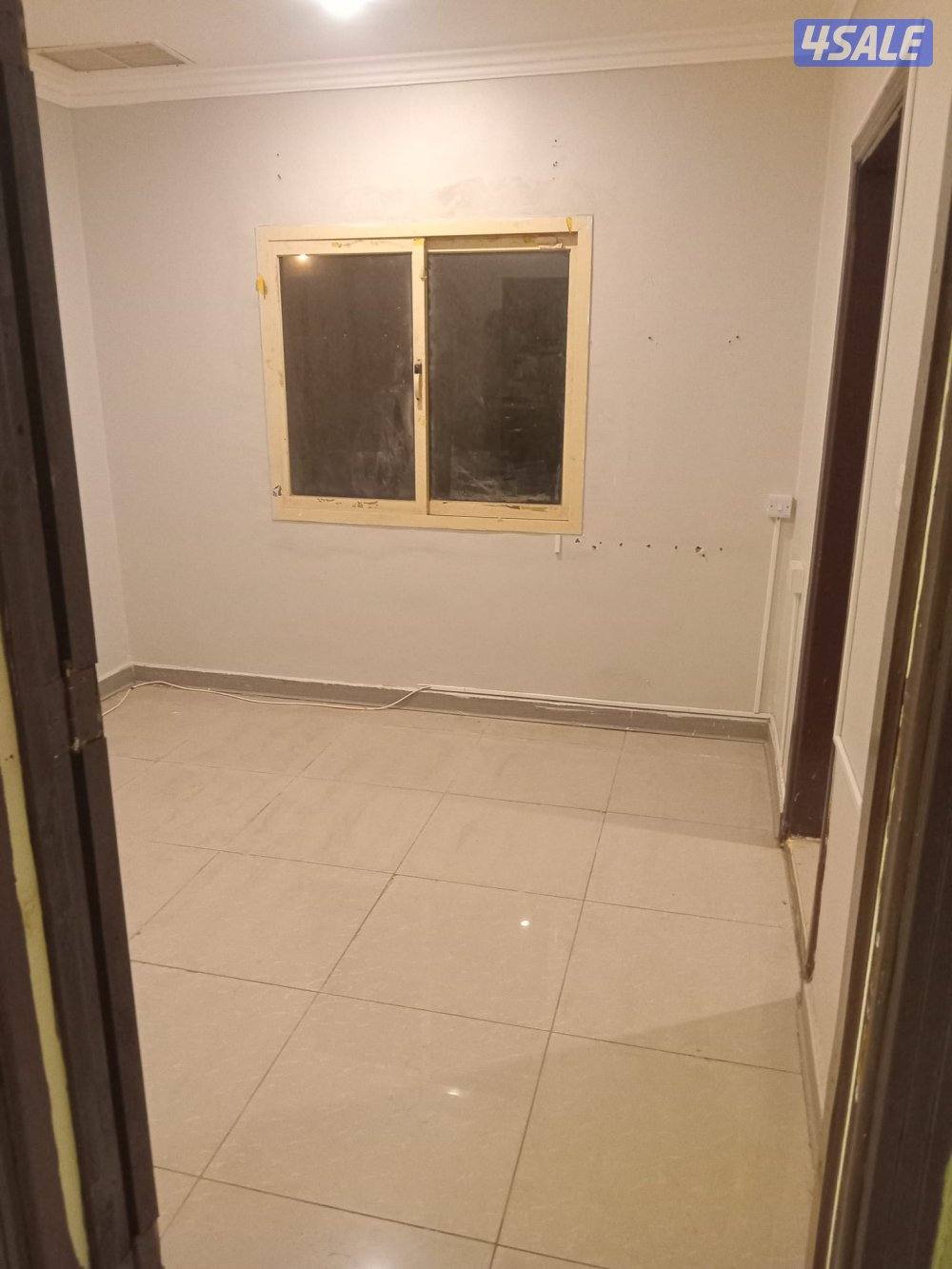 شقه إيجار ف السالميه غرفتين وصاله7