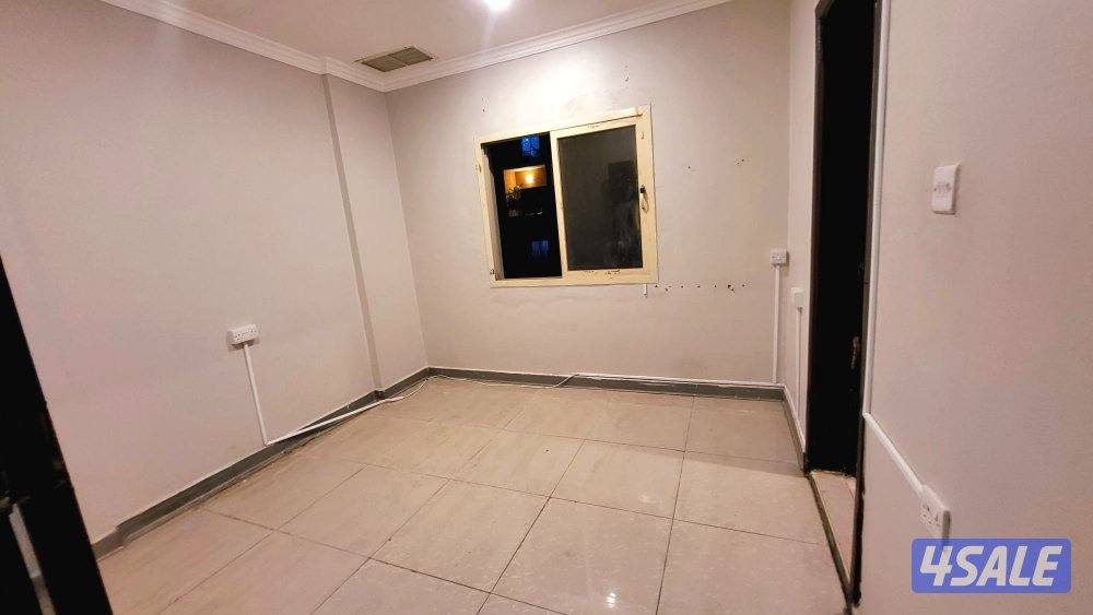 شقه إيجار ف السالميه غرفتين وصاله9
