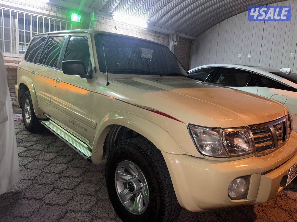 للبيع سفاري موديل 1998 مجددبحاله جيده مكينه لكزس2