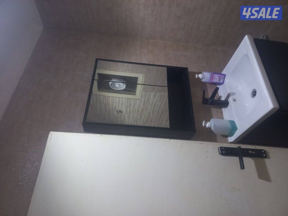 شقق مفروشه للإيجار اليومي ب حولي شي مرتب وراقي مدخل سهل5