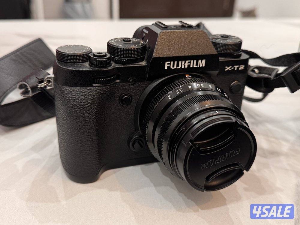 Fuji x-T2 with 2 lenses and bag  كامرة فوجي معاها عدستين4