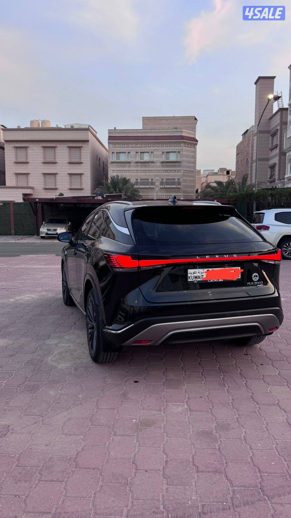لكزس RX350 شرط الفحص عداد ٤٠ الف تحت الكفاله5