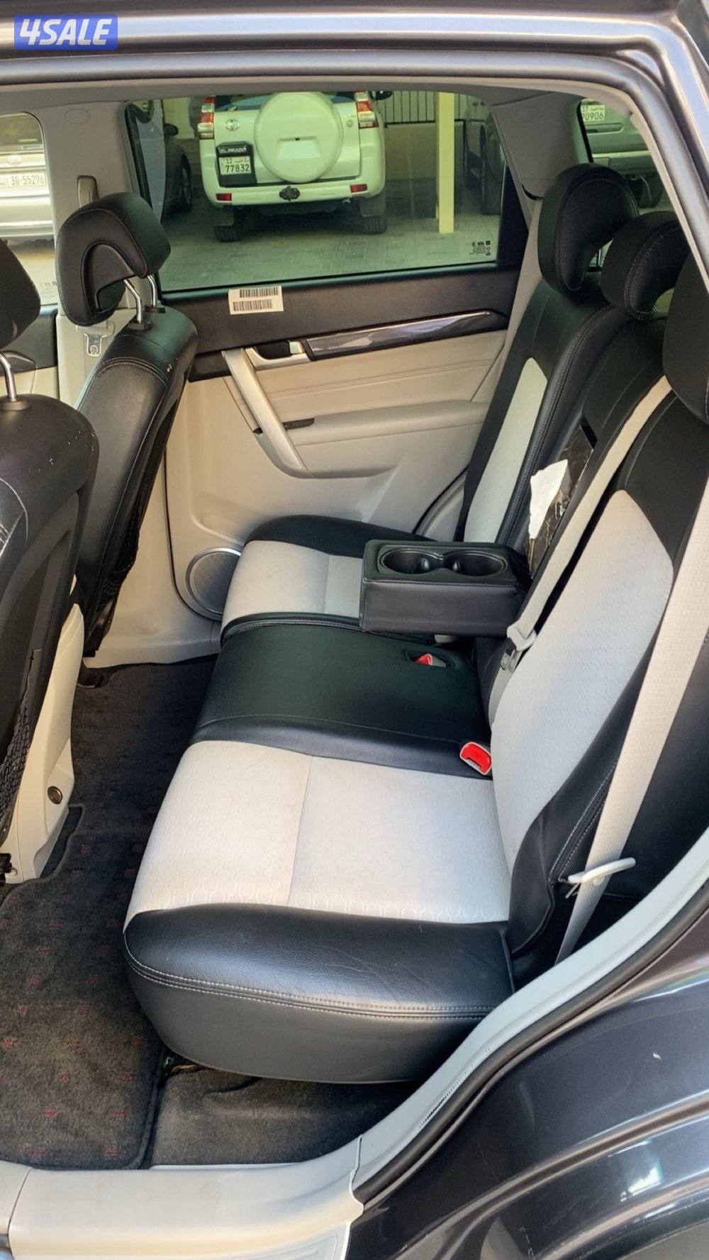 للبيع جيب شفر كابتيفا 2014 بحالة الوكالة ونظيف9