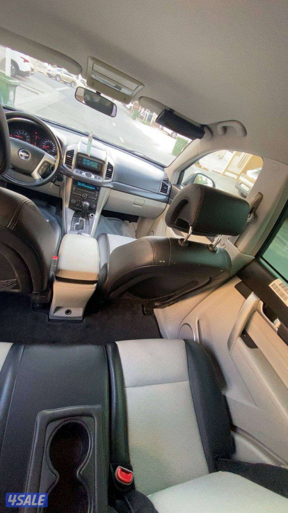 للبيع جيب شفر كابتيفا 2014 بحالة الوكالة ونظيف11