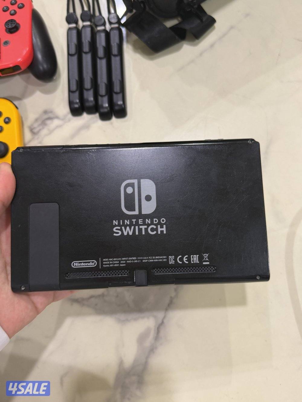 للبيع ننتندو سويتش والله ما لعبة فيها الى ساعه وحده لا يجي الصامل2