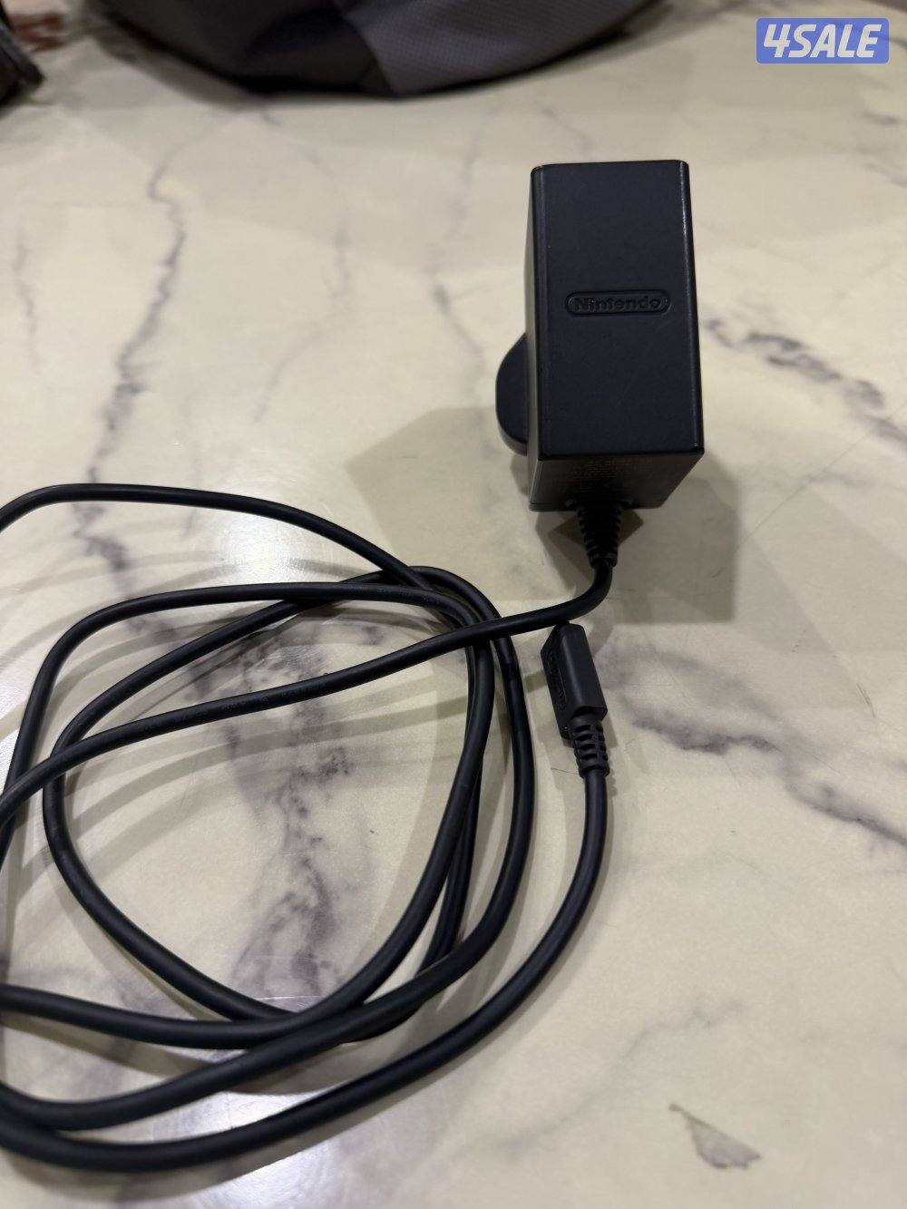 للبيع ننتندو سويتش والله ما لعبة فيها الى ساعه وحده لا يجي الصامل5