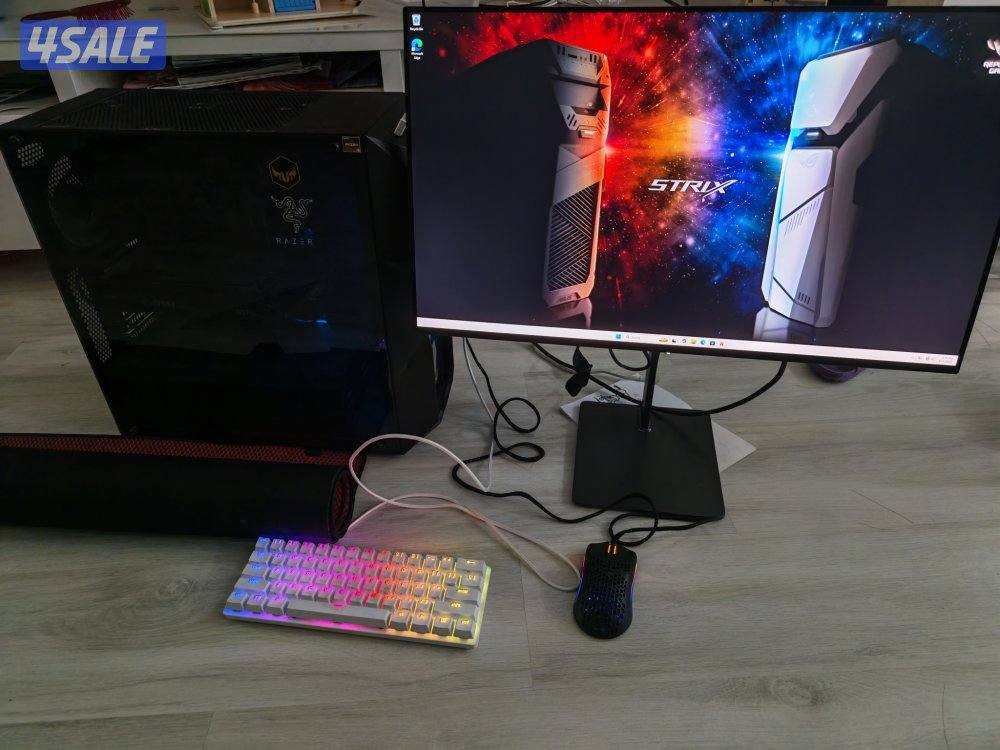 للبيع gaming pc مع شاشة 4k وماوس وكيبورد0