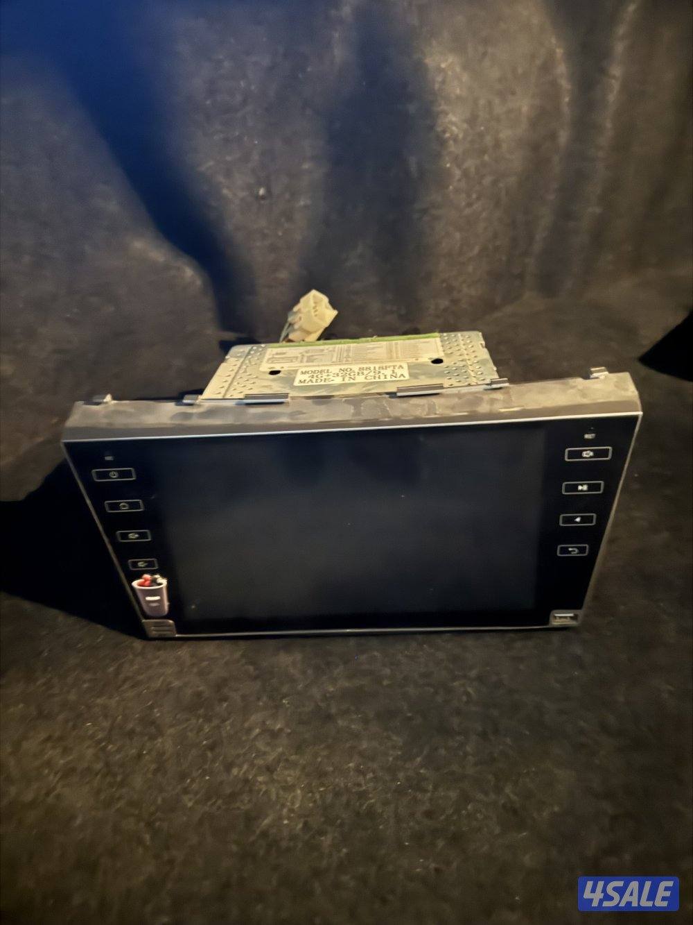 شاشه سياره0