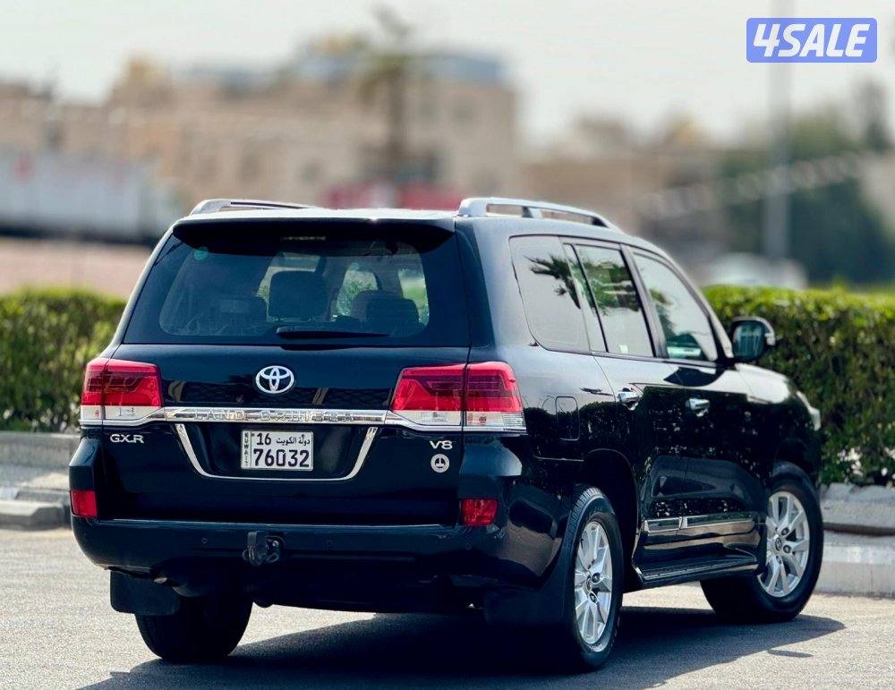 لاندكروزر 2018 صبغ وكاله6