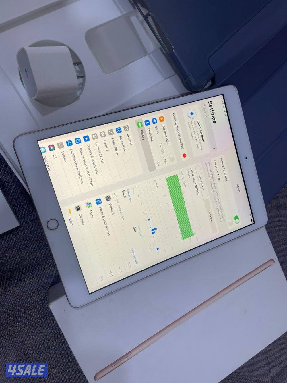 ايباد ابل 7 السابع 128 قيقا نظيف وشغال تمام مع بوك وشاحن اصلي3