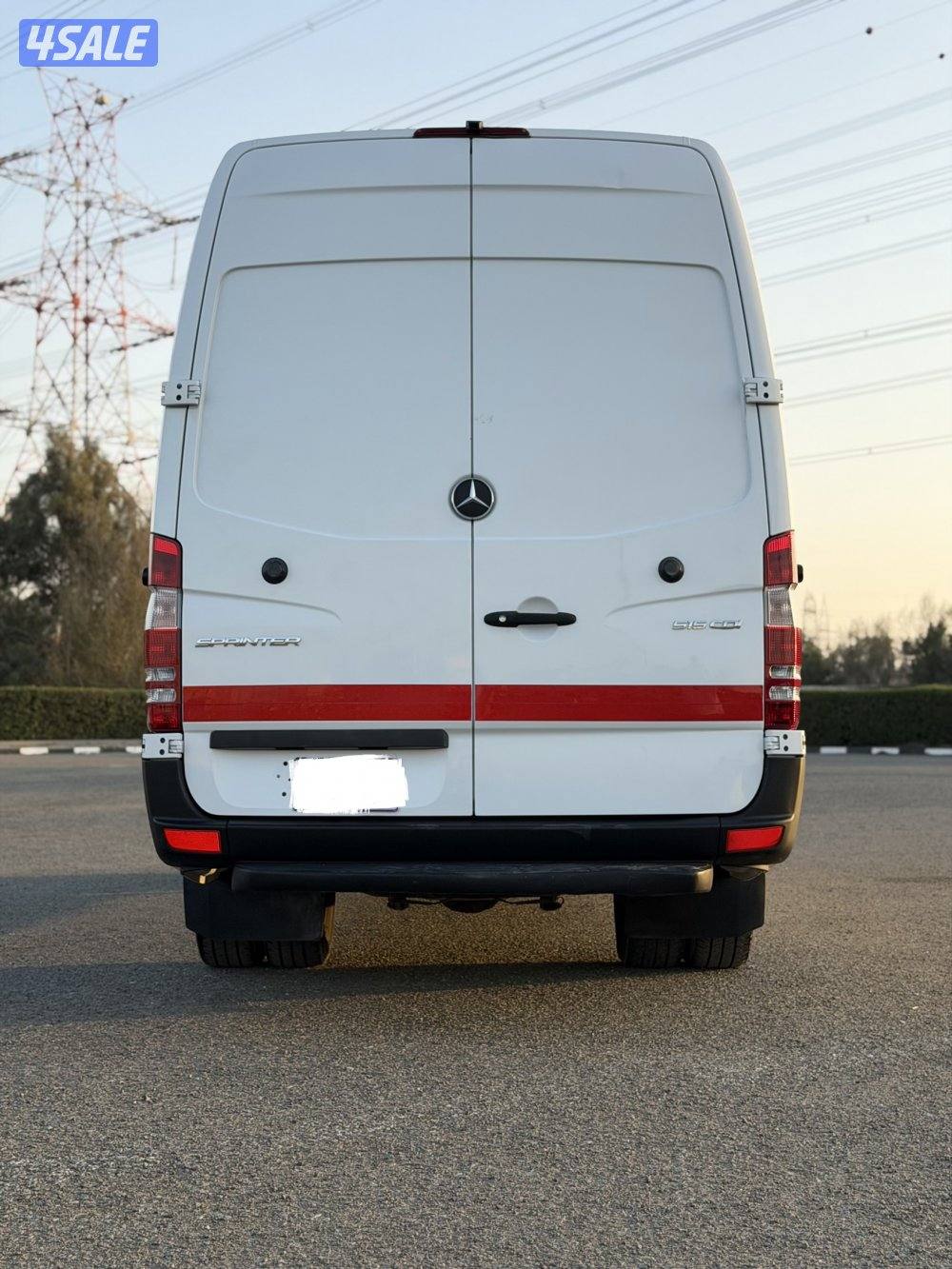 للبيع ڤان مرسيدس سبرنتر 515 الحجم الكبير مقفل ثلاجة3