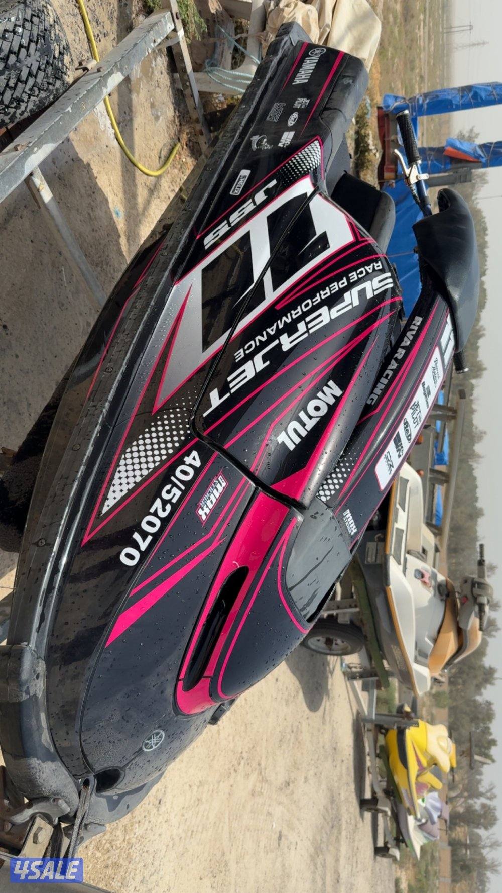 للبيع سوير جت يماها موديل ٢٠١٦ مع دفتر و عربانه مو مركب عليه شي0