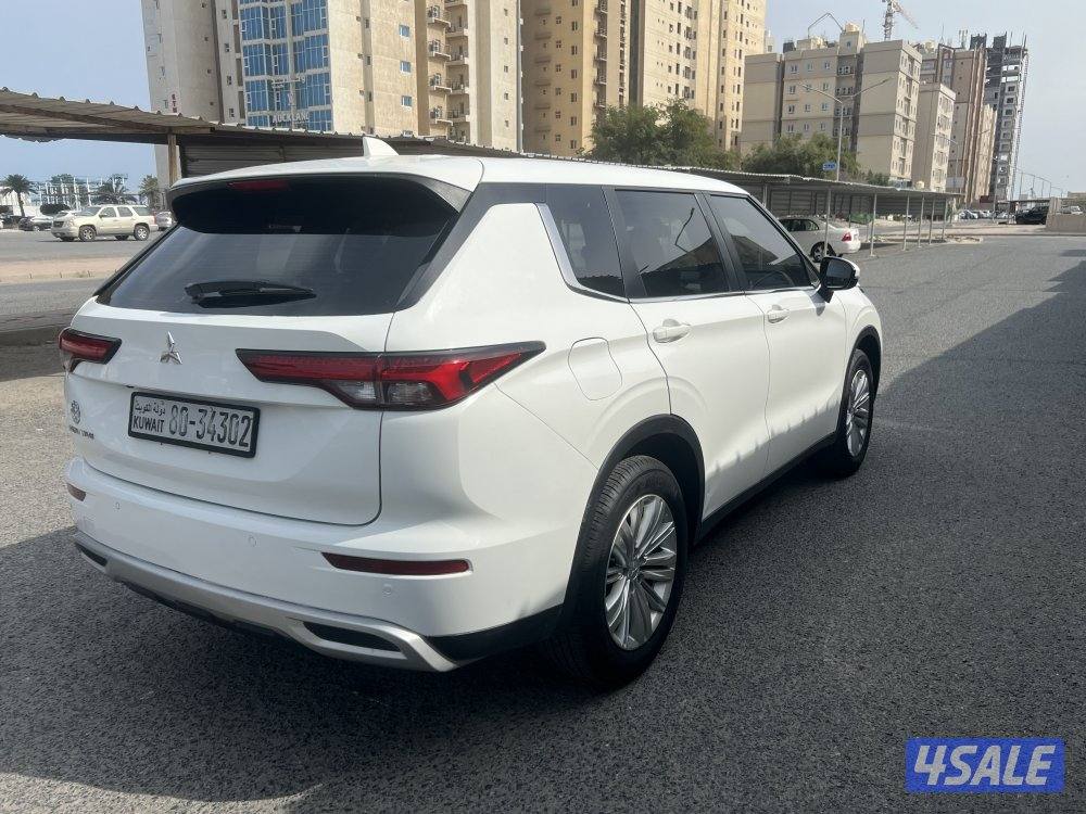 للبيع ميتسوبيشي اوتلاندر 20245