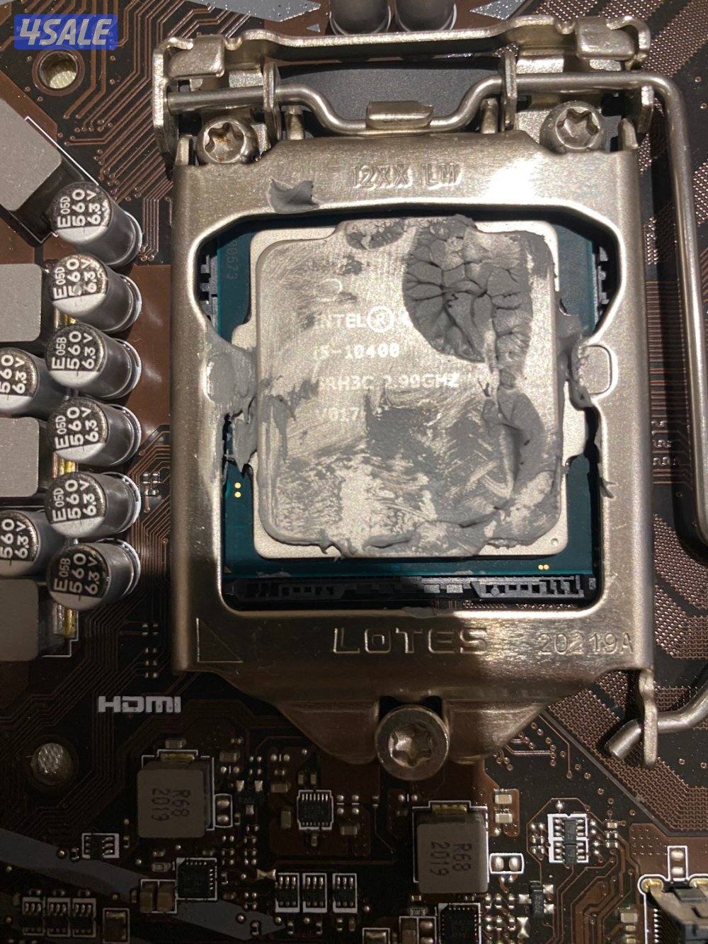 للبيع كرت شاشه و معالج وحبتين رام2