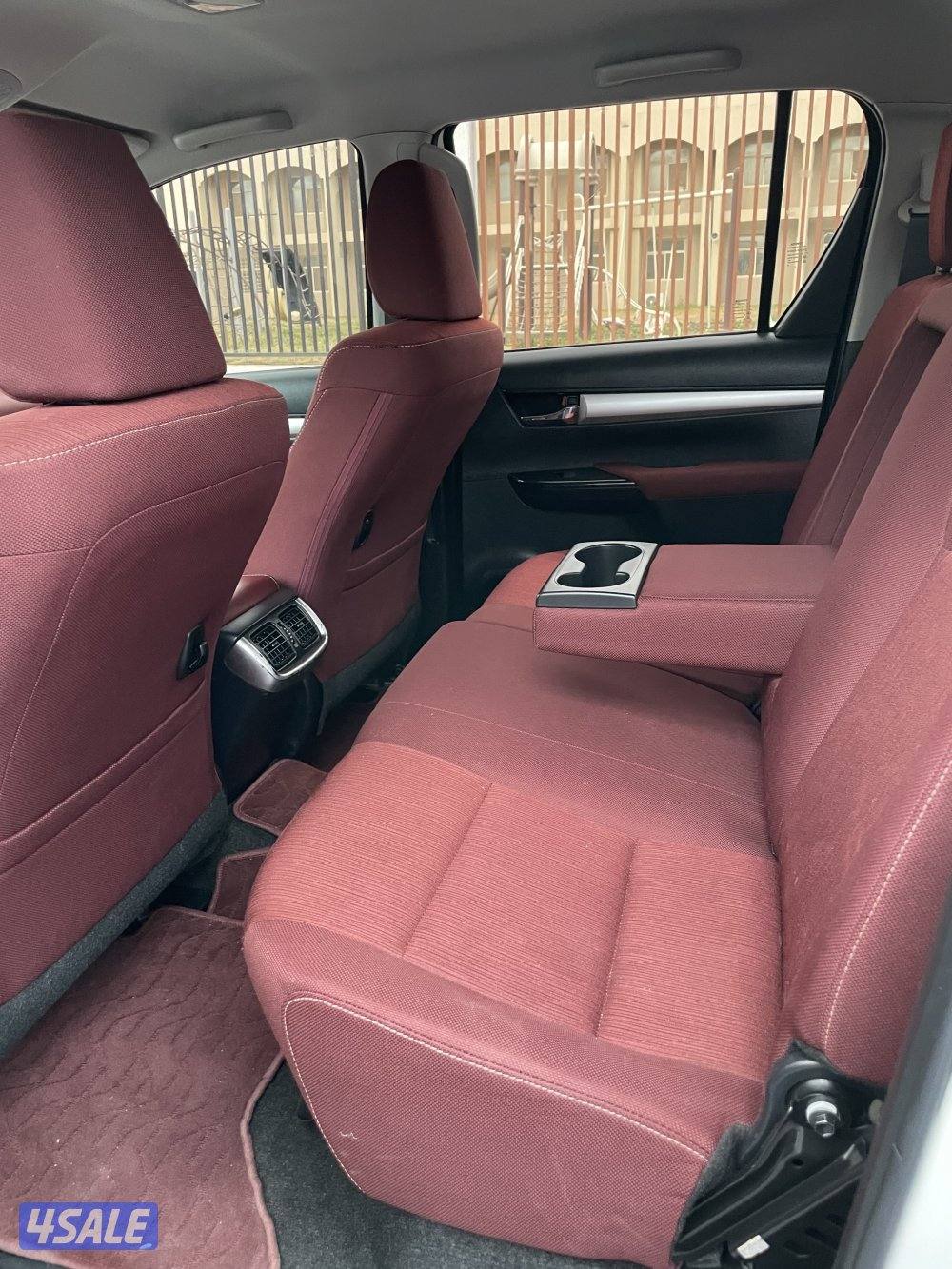 للبيع هايلكس موديل ٢٠١٩ ( دبل قير ) شرط الفحص8