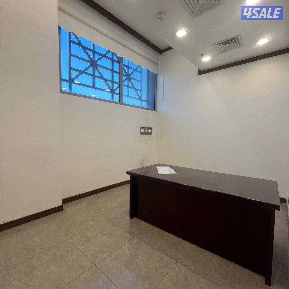 مكاتب تجارية مع فترة سماح للإيجار في القبلة2