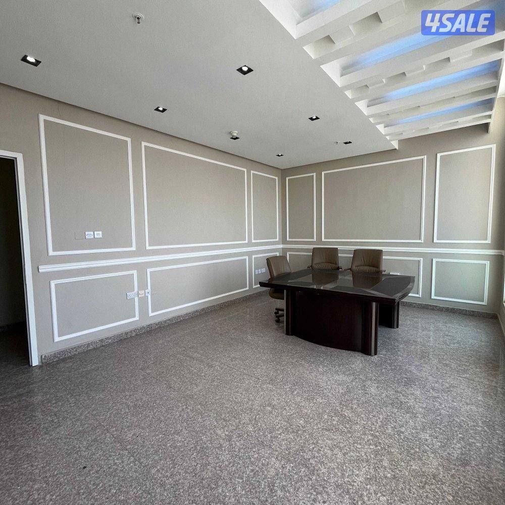 مكتب بدون رخصة في حولي قطعه 40