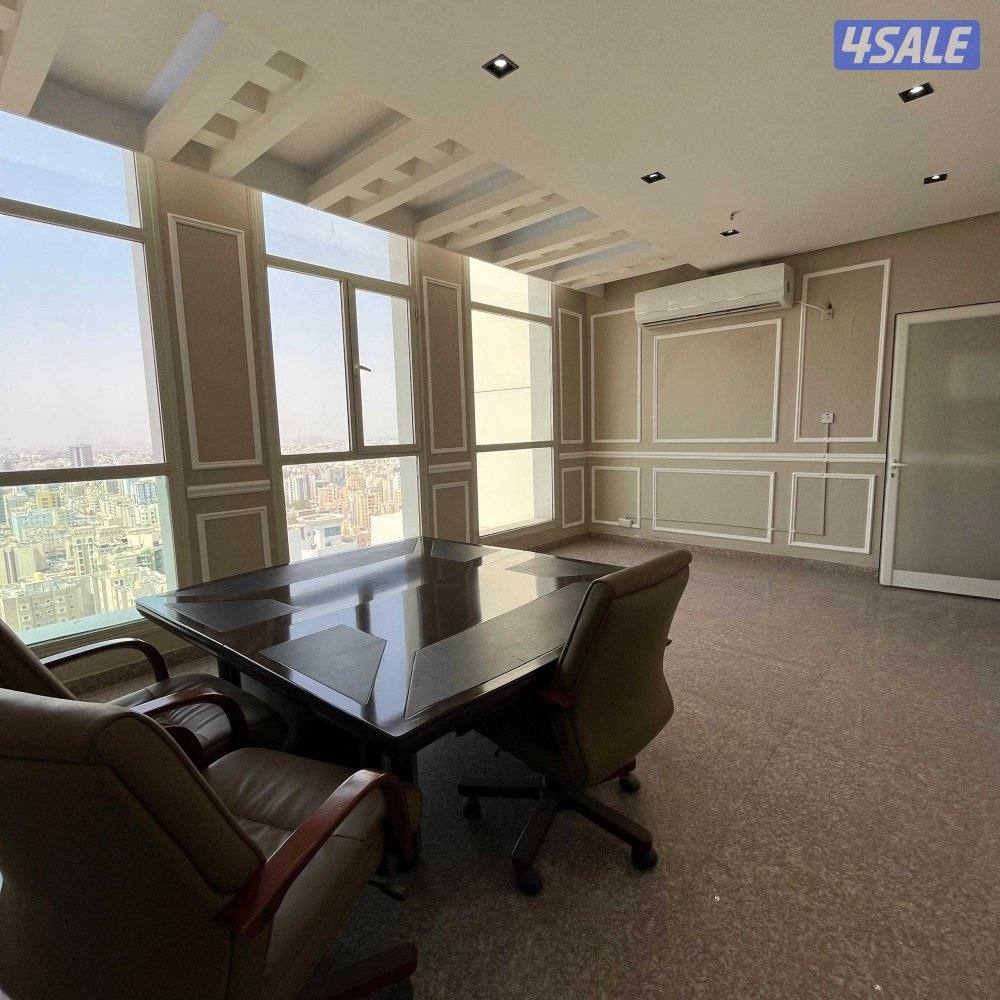 مكتب بدون رخصة في حولي قطعه 43