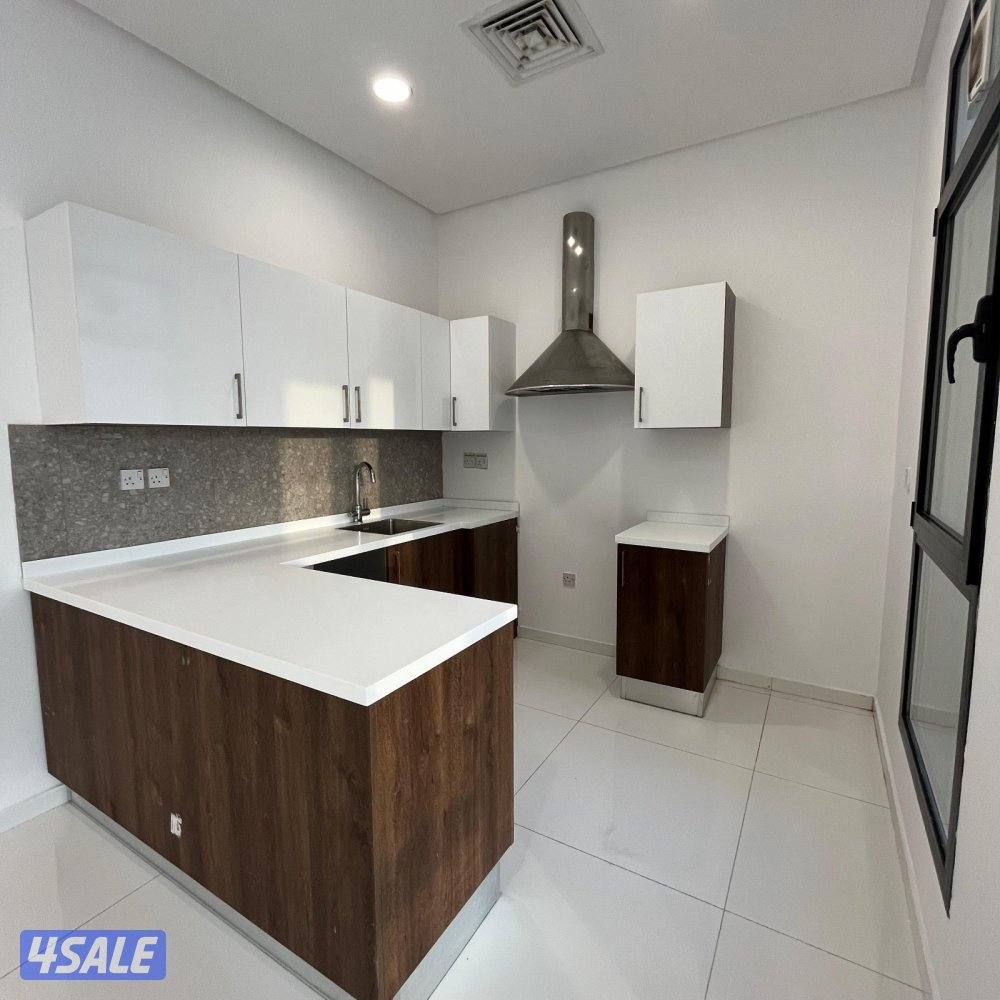 شقة أول ساكن للإيجار في صباح السالم قطعة 13