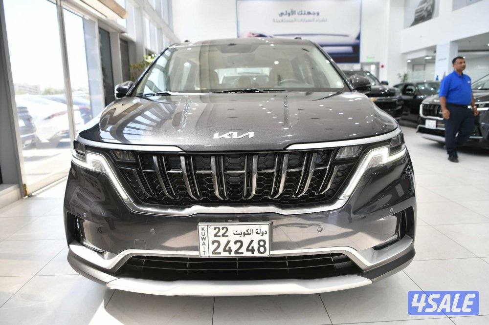 كيا كارنفال1