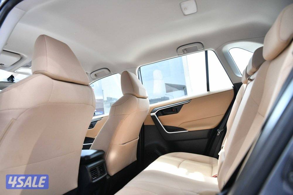 تويوتا راف فور4