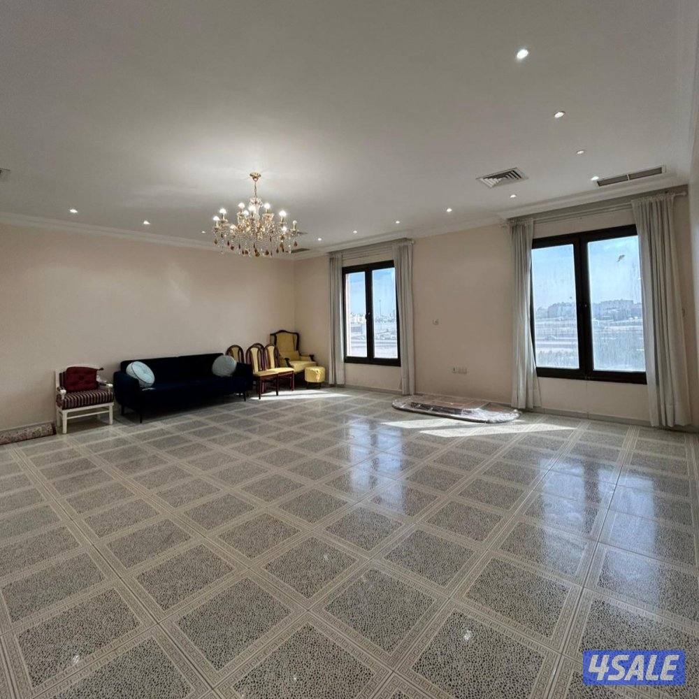 دور كامل سكني للإيجار في فهد الأحمد2