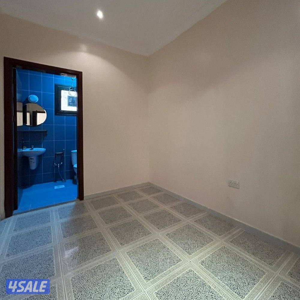 دور كامل سكني للإيجار في فهد الأحمد5