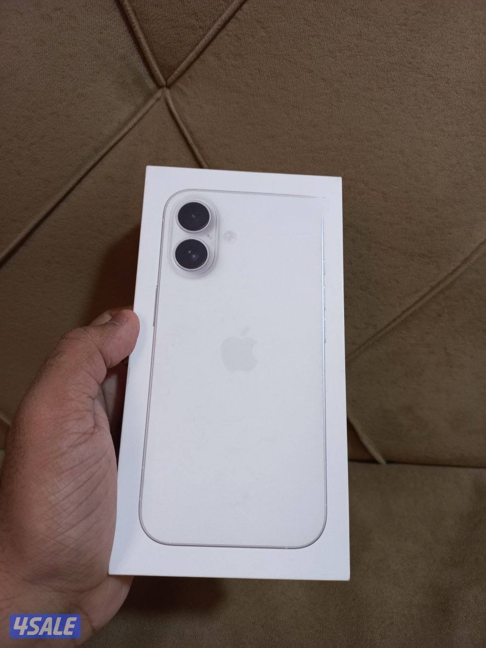 iPhone 16 White 128GB In New Condition 100% battery health6