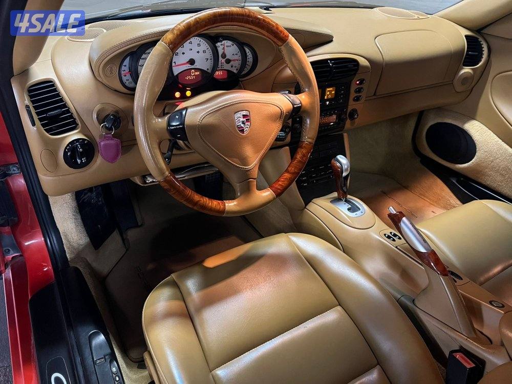 بورش كاريرا موديل 20019