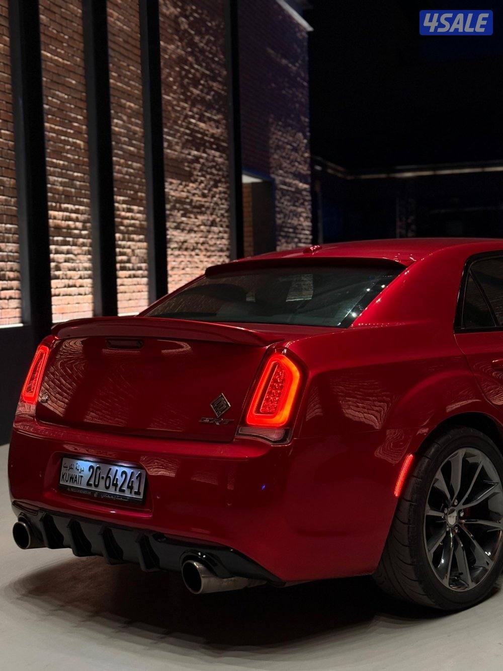 للبيع كرايزر  2013 محول SRT 20202